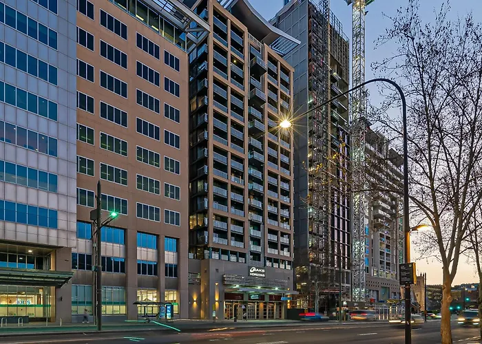 Bespoke City 2 Bed Apartment Oaks Horizons Adelaide