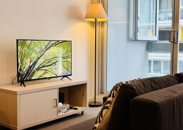 Stylish 2Br Cbd Apartment At The Balfours With Free Parking Adelaide
