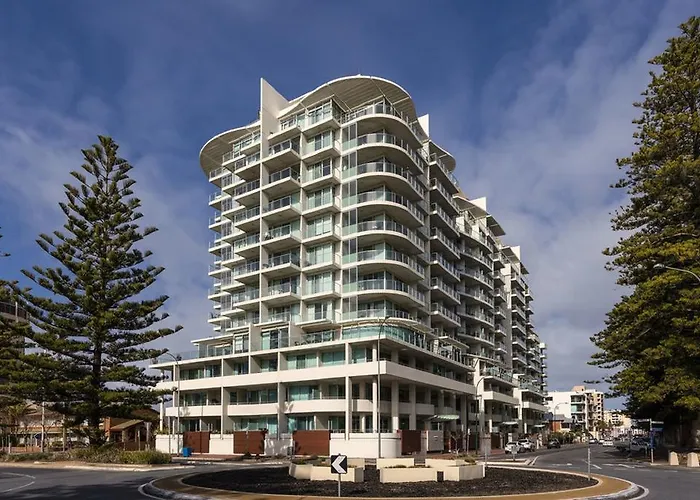 Glenelgapt Adelaide